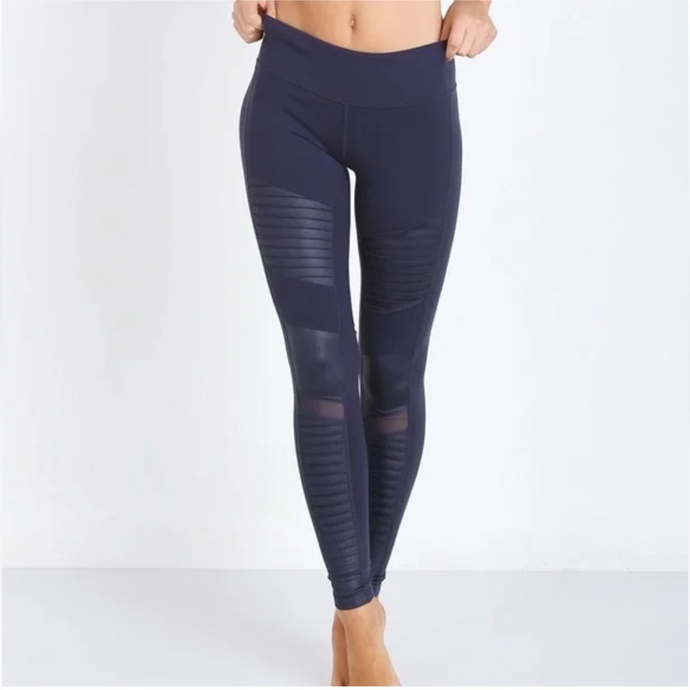 NWOT ALO Yoga Moto Women's Navy Leggings